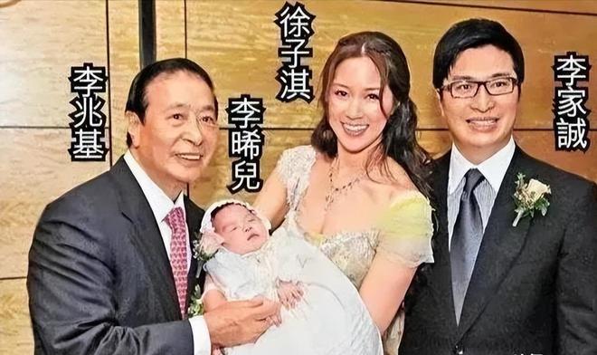 李兆基的位于太平山顶价值50亿港元太壕了AG旗舰厅·(中国)网站香港第一豪宅就是(图12)